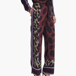 Diane Von Furstenburg silk wide leg pants tropical cheetah print size Medium